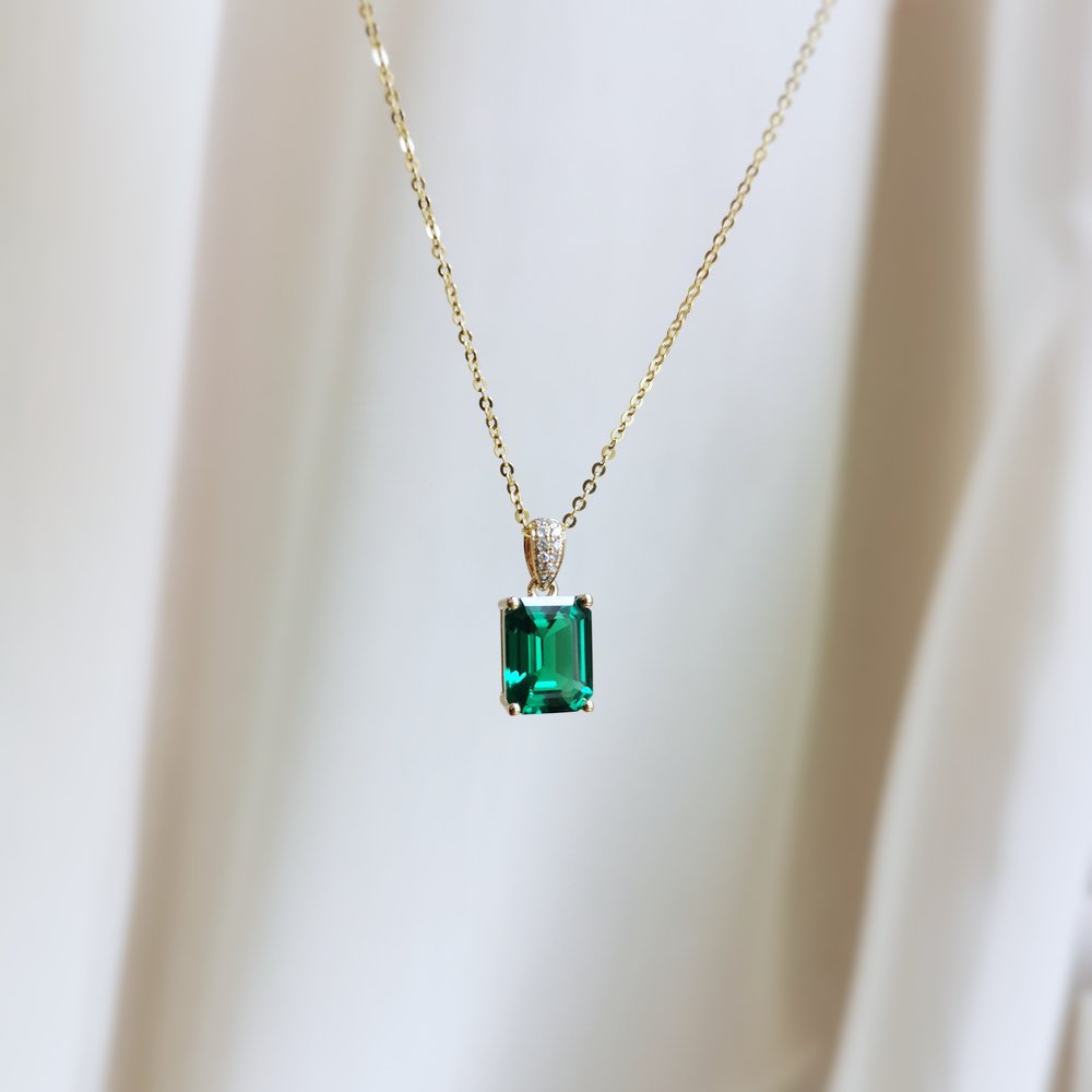 Gem Stone on Necklace